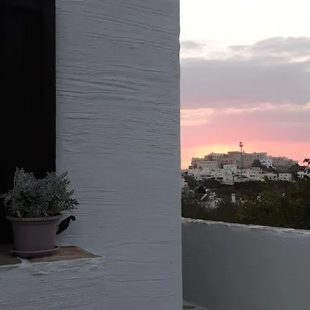 Holiday home Aurelia- The Moon Jelly- η μέδουσα του φεγγαριού Naxos City